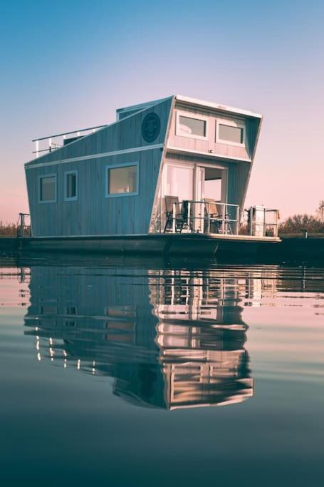Tiny Beachhouse เออร์เมโล ภายนอก รูปภาพ